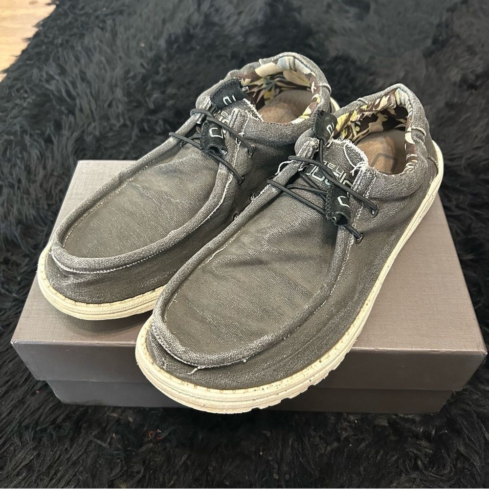 HEY DUDE black casual shoes sneakers men’s 10
